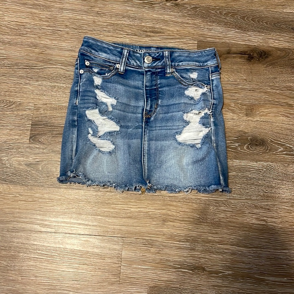 American eagle jean skirt size 4